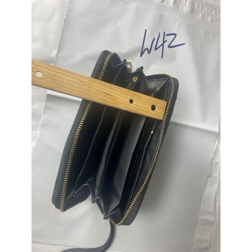 Black Leather‎ Zip Around Wristlet Wallet Organizer